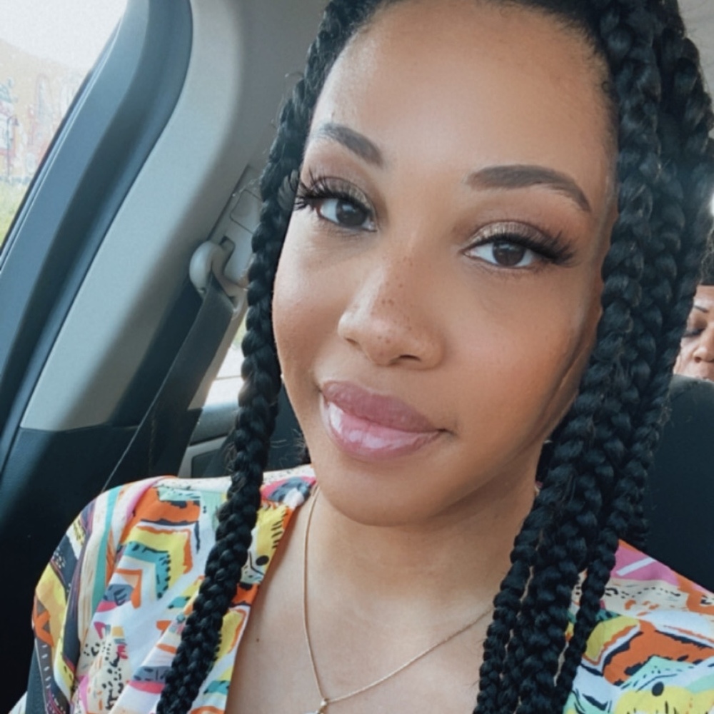 Meet your Posher, Cierra